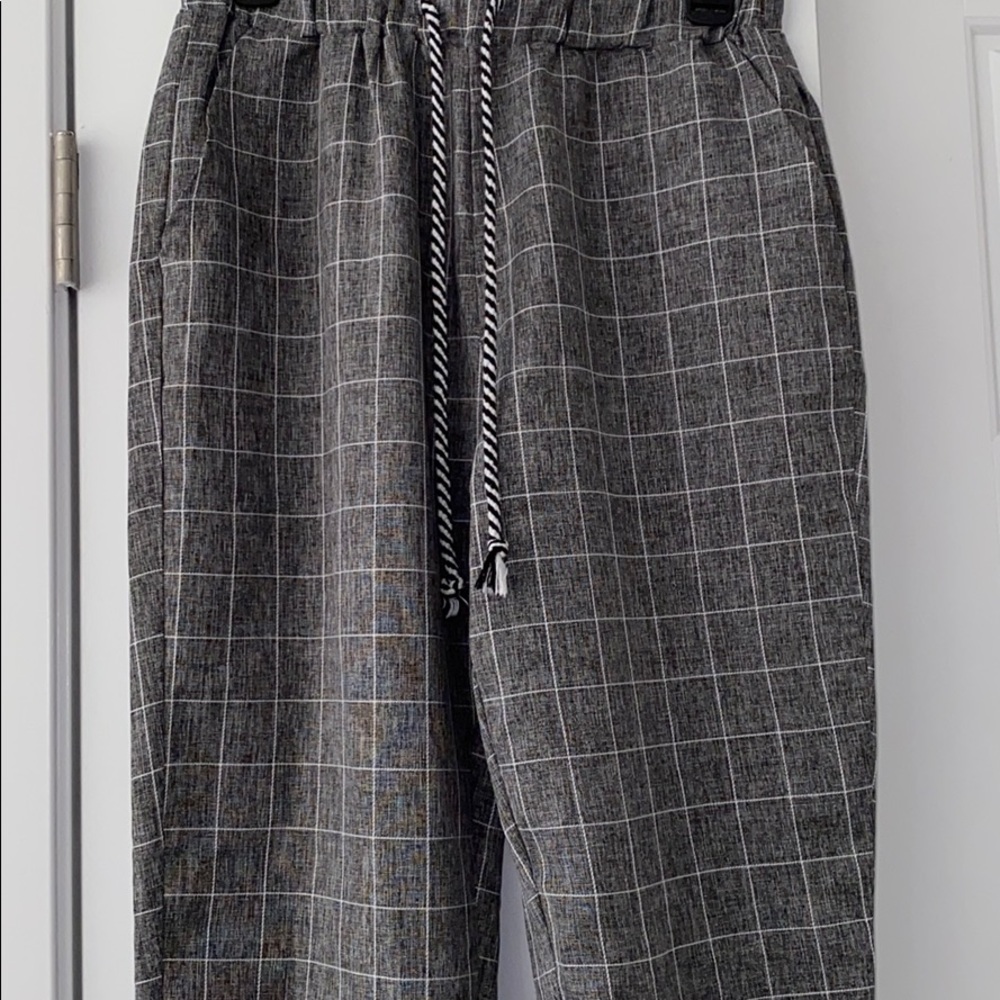 Grey Patterned Pants - Picture 2 of 3